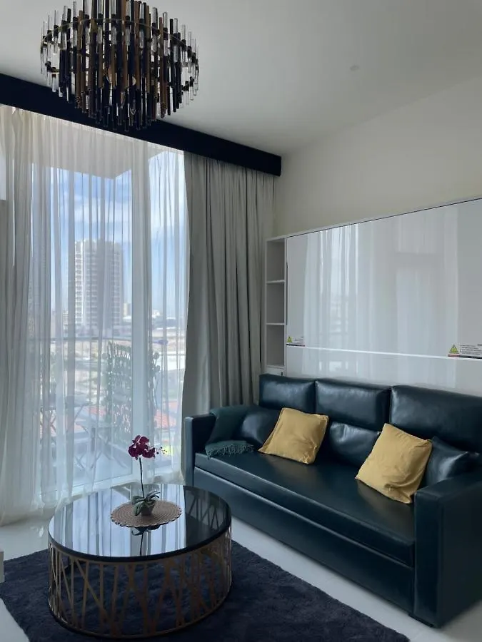 Miraclz Skyline Tower Apartment Dubai